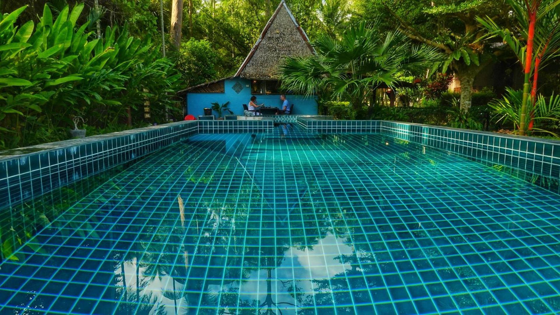Leeloo Paradise Khanom Exterior photo