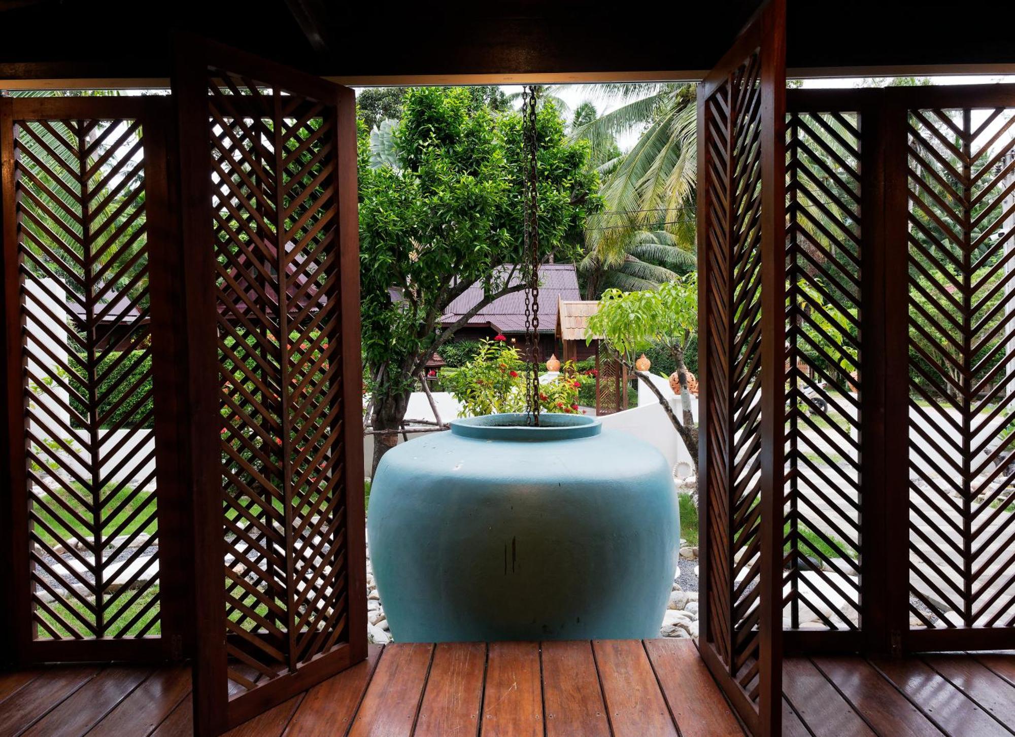 Leeloo Paradise Khanom Exterior photo